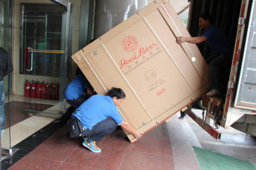 新平钢琴贵重工艺品无忧运